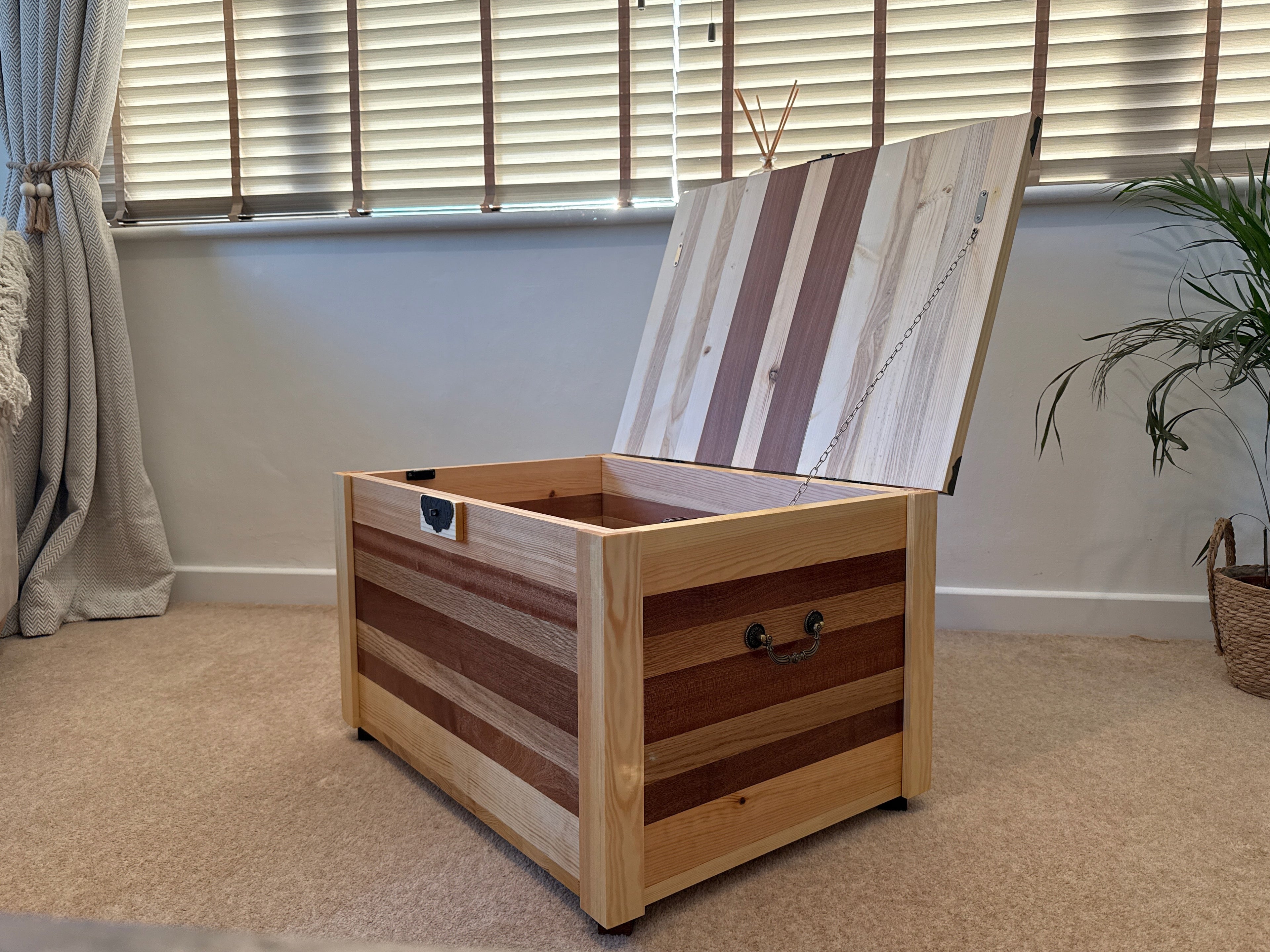 Large Handcrafted Solid Wood Storage Chest (690mm W) – Statement Storage Trunk