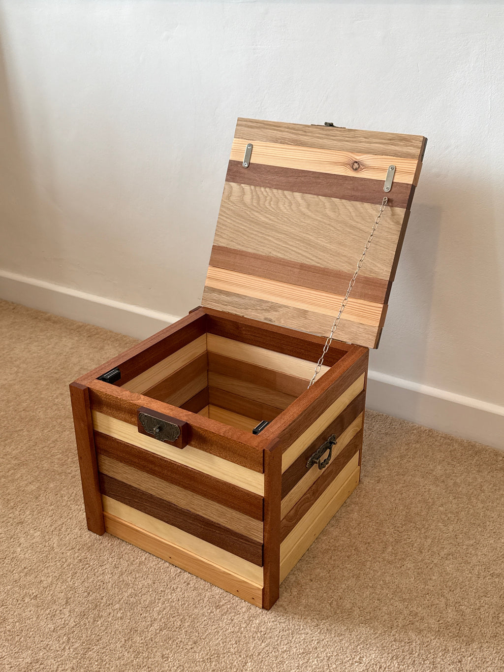 Handcrafted Solid Wood Storage Chest – Two-Tone Stripe Design