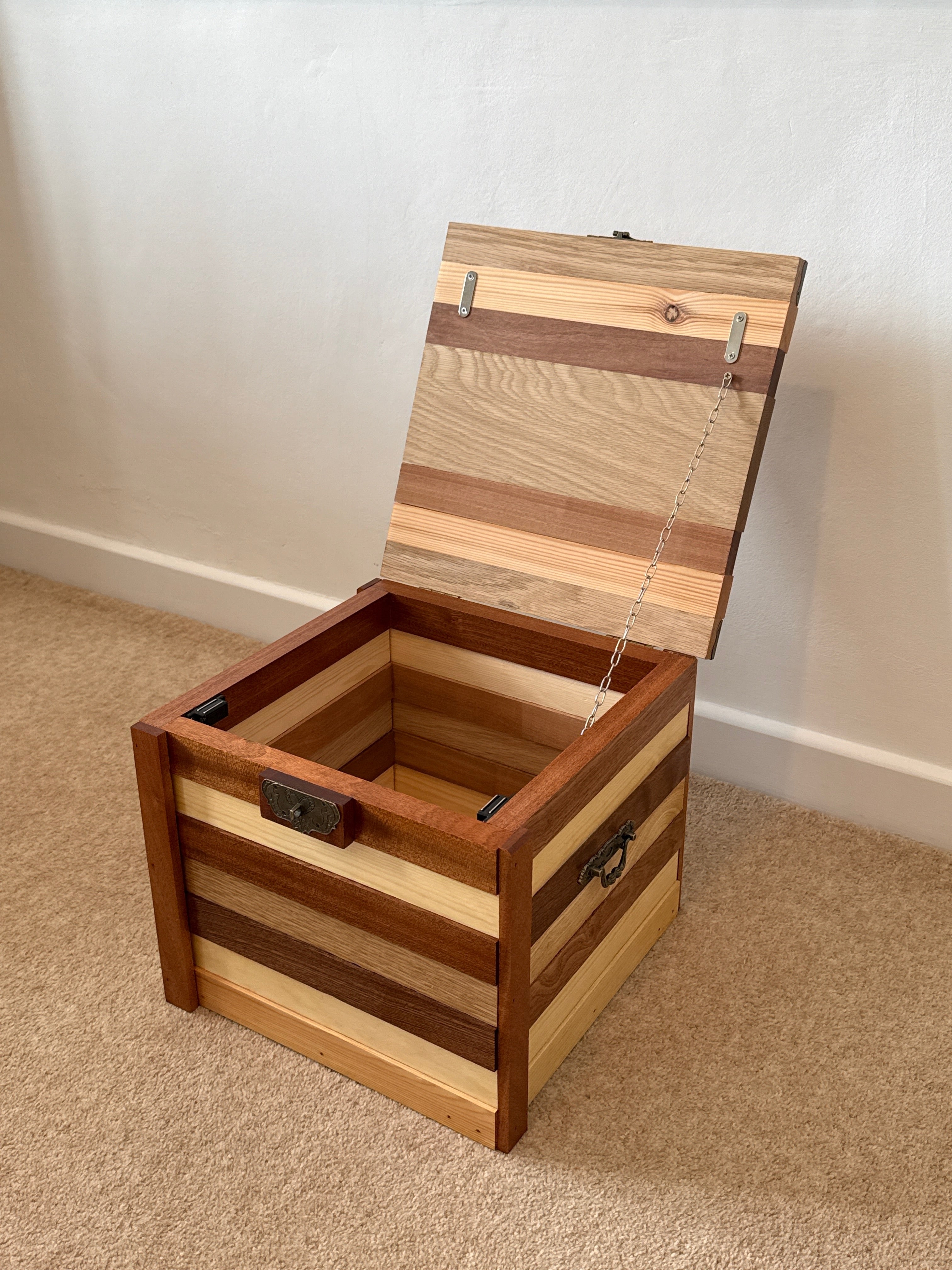 Handcrafted Solid Wood Storage Chest – Two-Tone Stripe Design